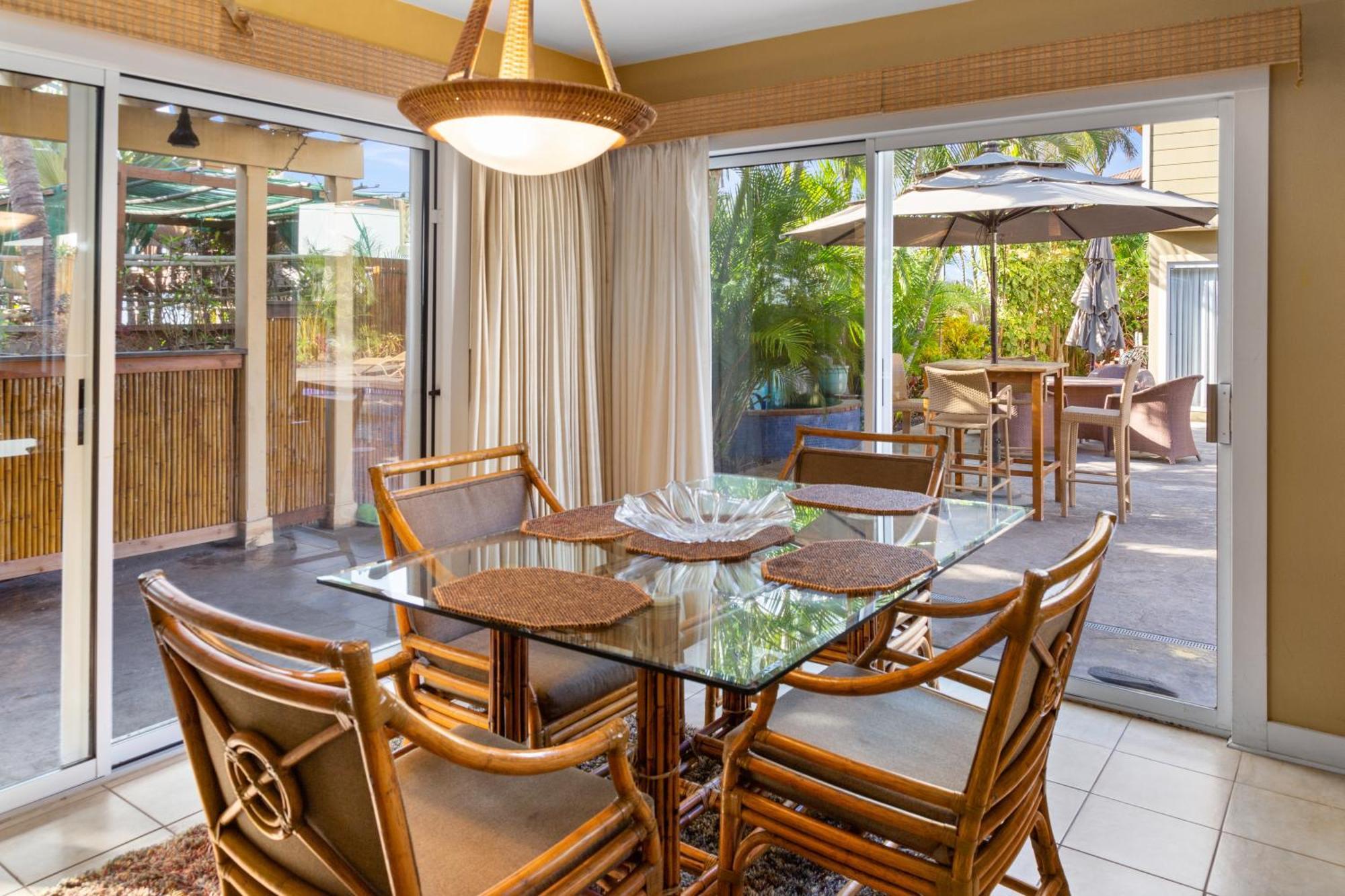 Plumeria Suite, 2-Bedrooms, Sleeps 6, Pool & Bbq, Pre-Renovation Summer Sale Kihei Kültér fotó
