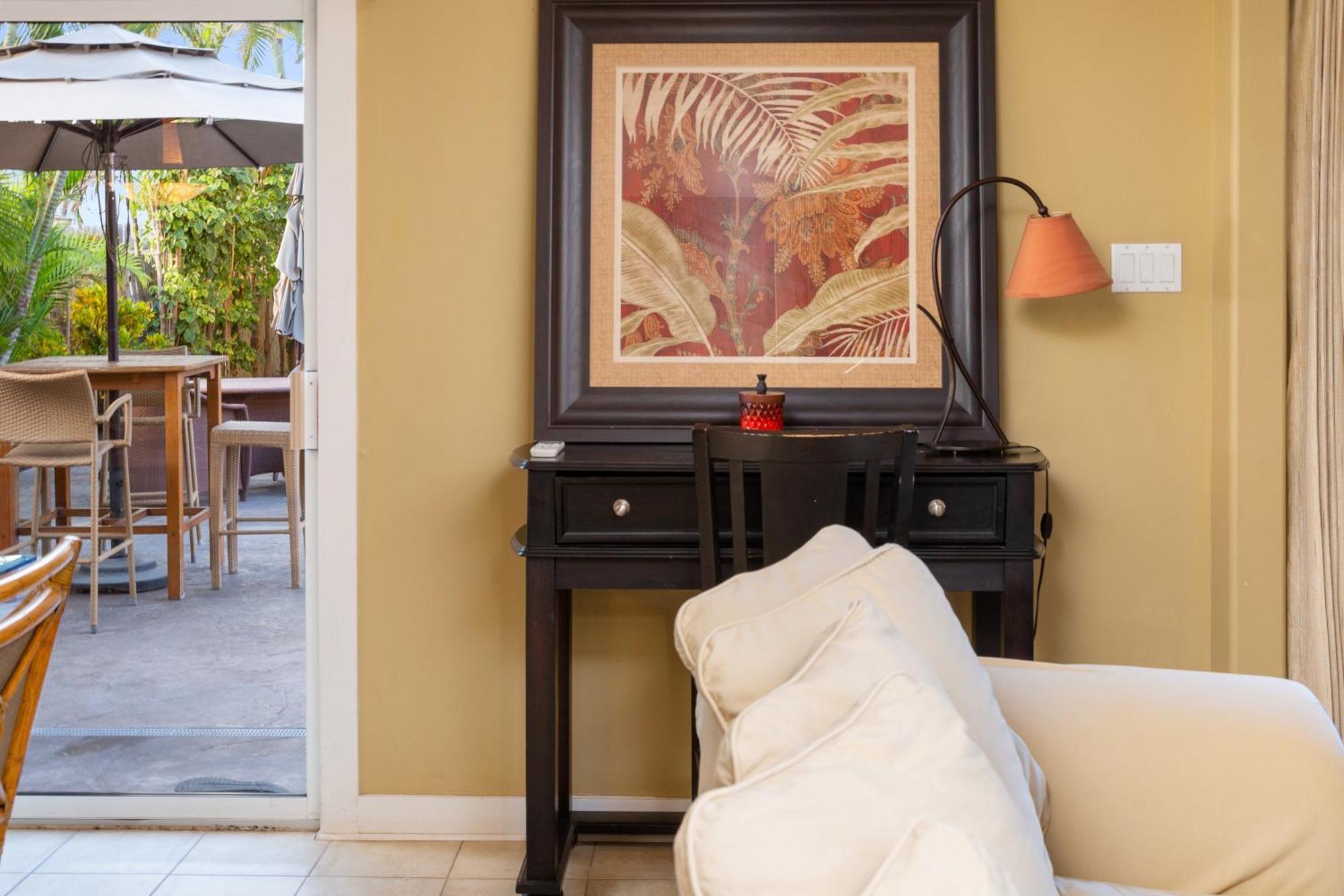 Plumeria Suite, 2-Bedrooms, Sleeps 6, Pool & Bbq, Pre-Renovation Summer Sale Kihei Kültér fotó