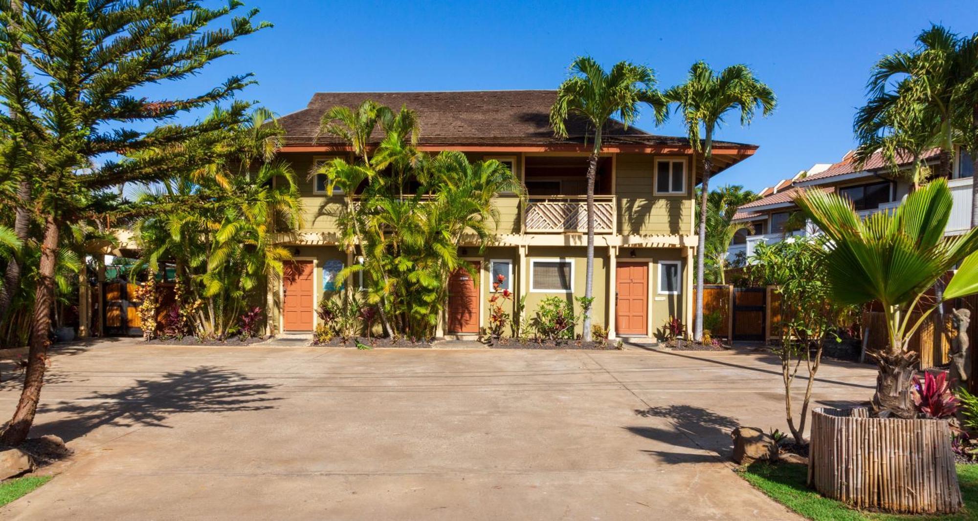 Plumeria Suite, 2-Bedrooms, Sleeps 6, Pool & Bbq, Pre-Renovation Summer Sale Kihei Kültér fotó