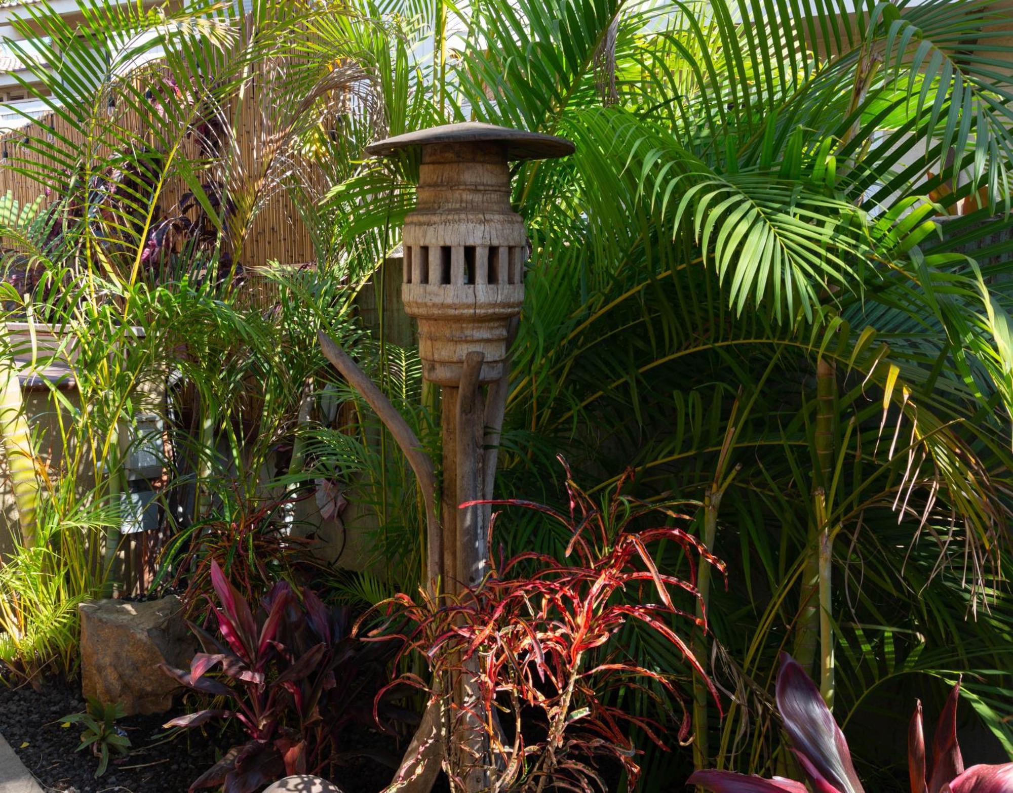 Plumeria Suite, 2-Bedrooms, Sleeps 6, Pool & Bbq, Pre-Renovation Summer Sale Kihei Kültér fotó